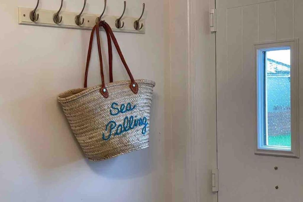 Вилла Coastal Terrace Dogs Welcome Optional Hot Tub Sea Palling Экстерьер фото