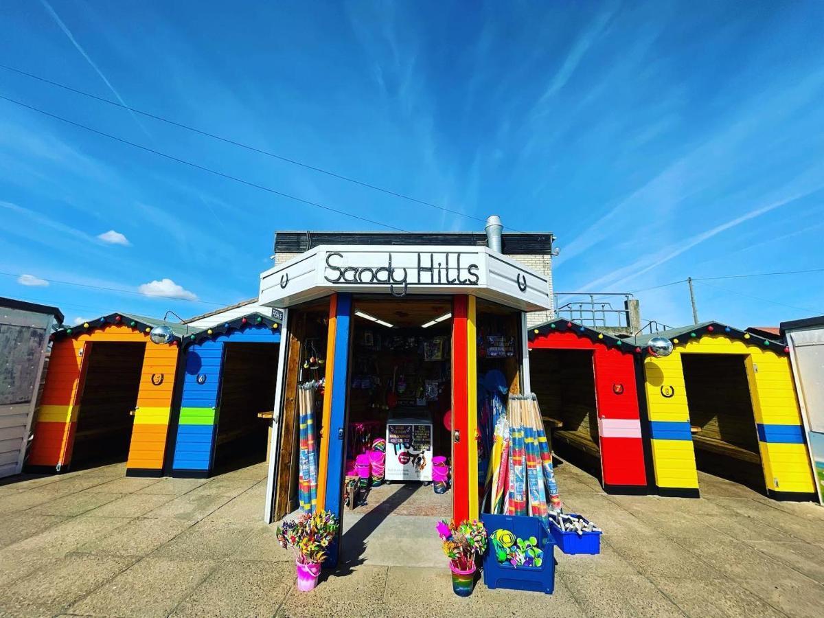 Вилла Coastal Terrace Dogs Welcome Optional Hot Tub Sea Palling Экстерьер фото