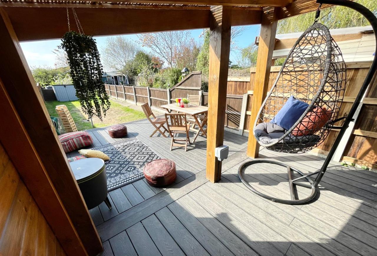 Вилла Coastal Terrace Dogs Welcome Optional Hot Tub Sea Palling Экстерьер фото