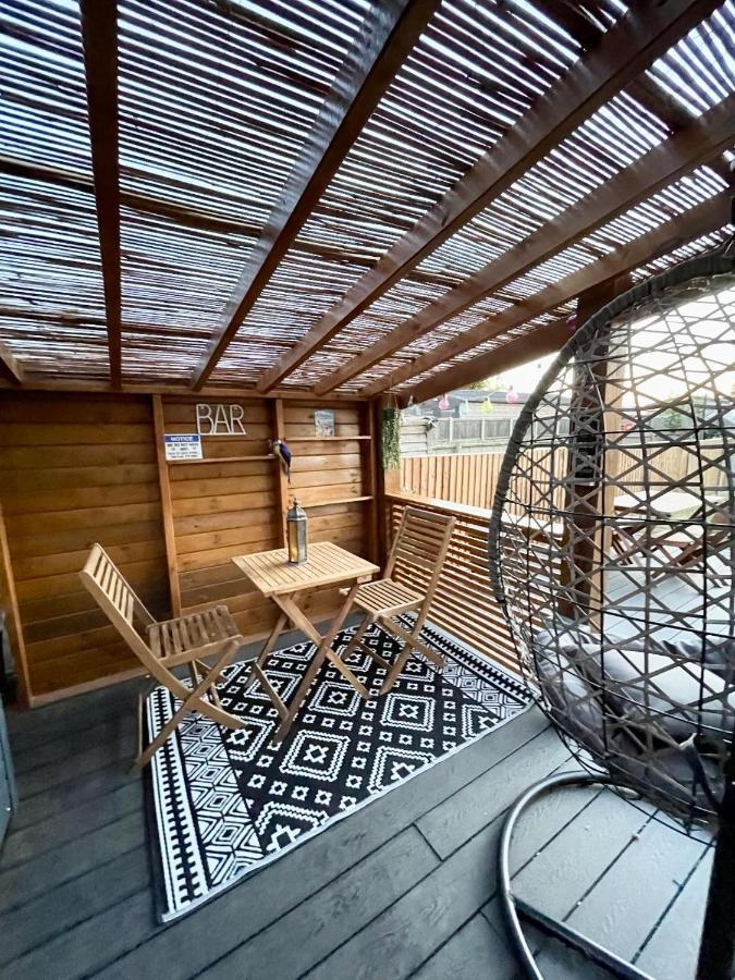 Вилла Coastal Terrace Dogs Welcome Optional Hot Tub Sea Palling Экстерьер фото